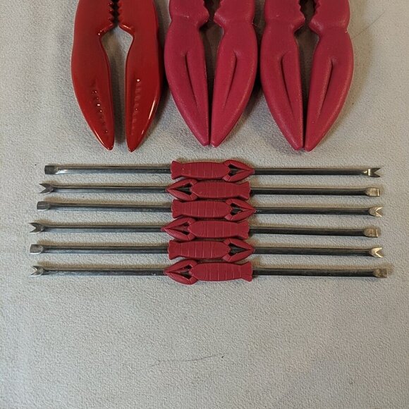 Red Lobster Claw Cracker Pick Fork Lot Set Plastic Metal Tool Seafood Nut Crab - Picture 4 of 11